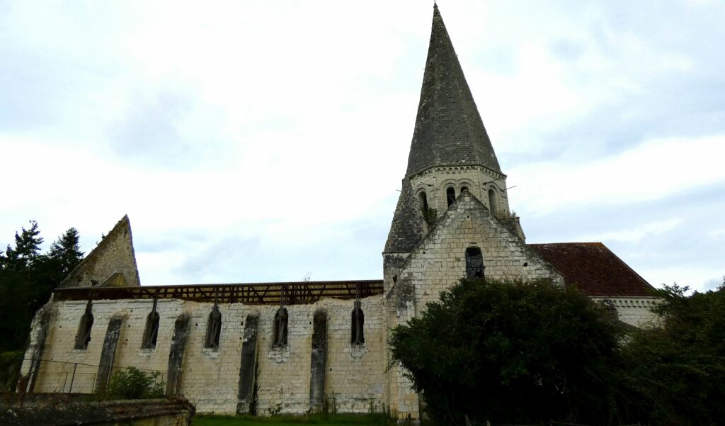 Faverolles - Abbaye Notre-Dame d'Aiguevives